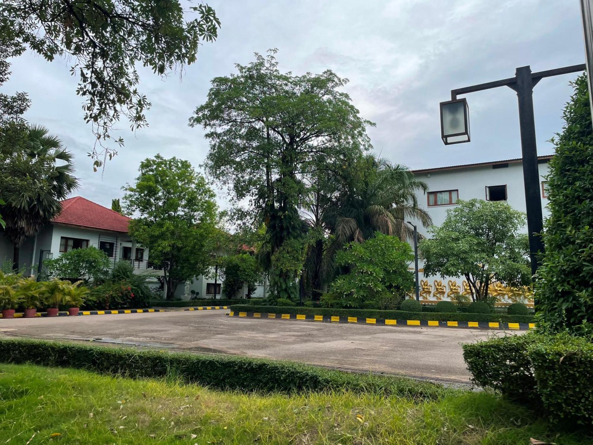 Eg Paradise Angkor Villa Hotel Siem Reap Exterior photo